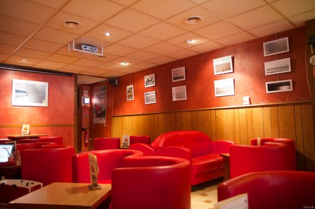 pho1400295.jpg